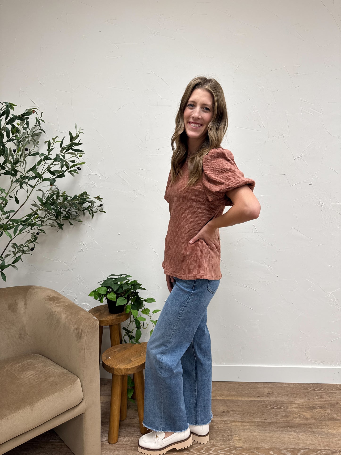 Textured Velvet Bubble Sleeve Top