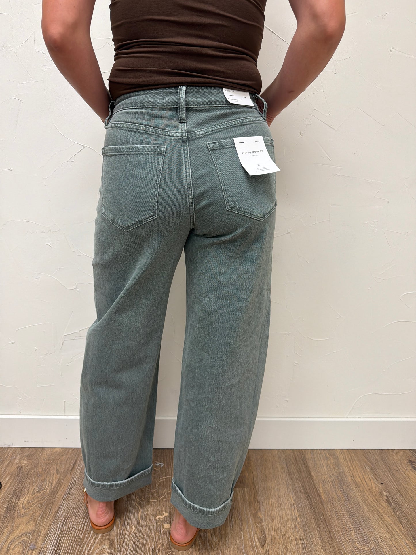 High Rise Barrel With Cuffs Vervet Denim