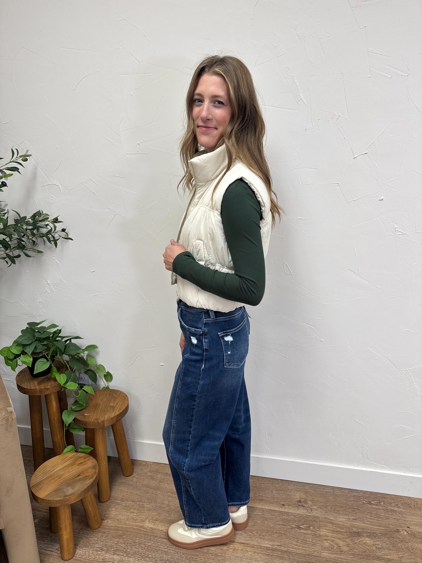 Collared Zip Up Cropped Puffer Vest