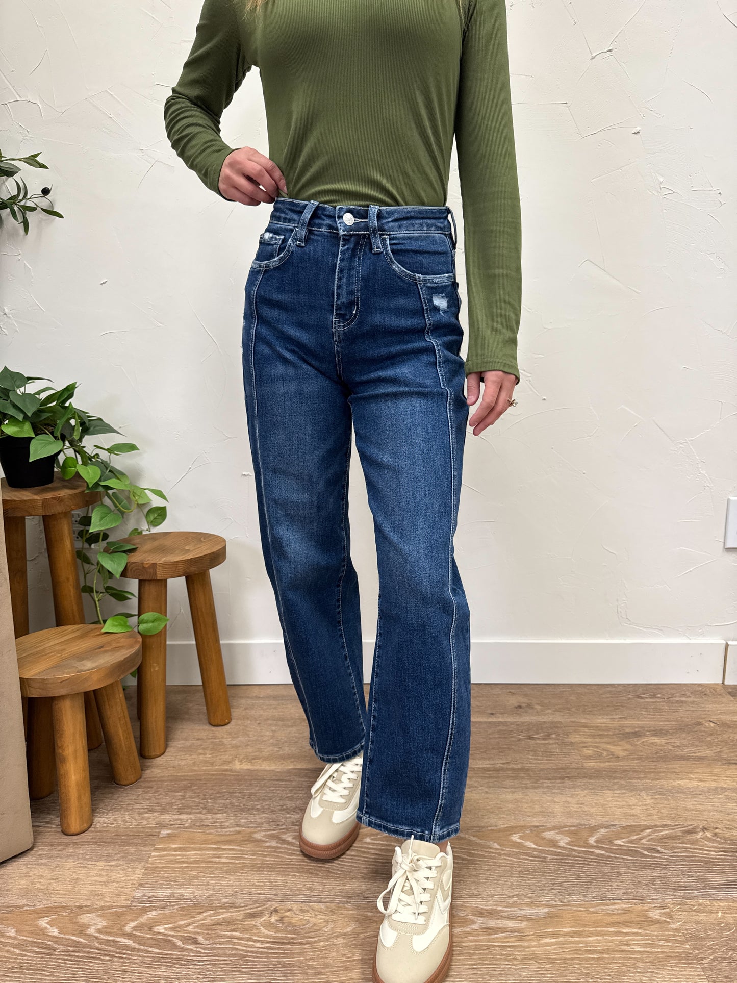 High Rise Barrel Vervet Denim
