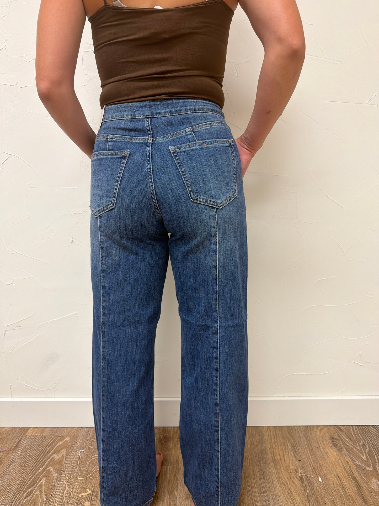 Large Pocket Front Seam Jeans