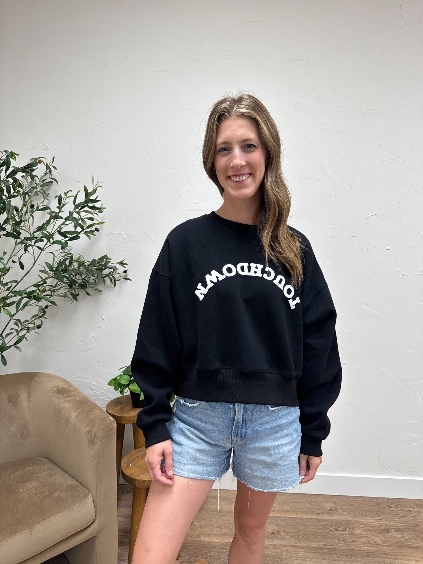 Touchdown Black Crop Sweatshirt