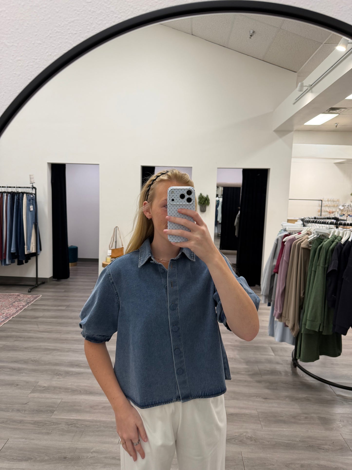 Short-Sleeve Cropped Denim Puff Sleeve Shirt