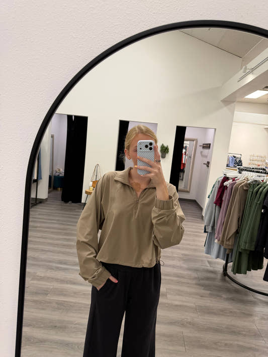 Sculpt Half Zip Pullover