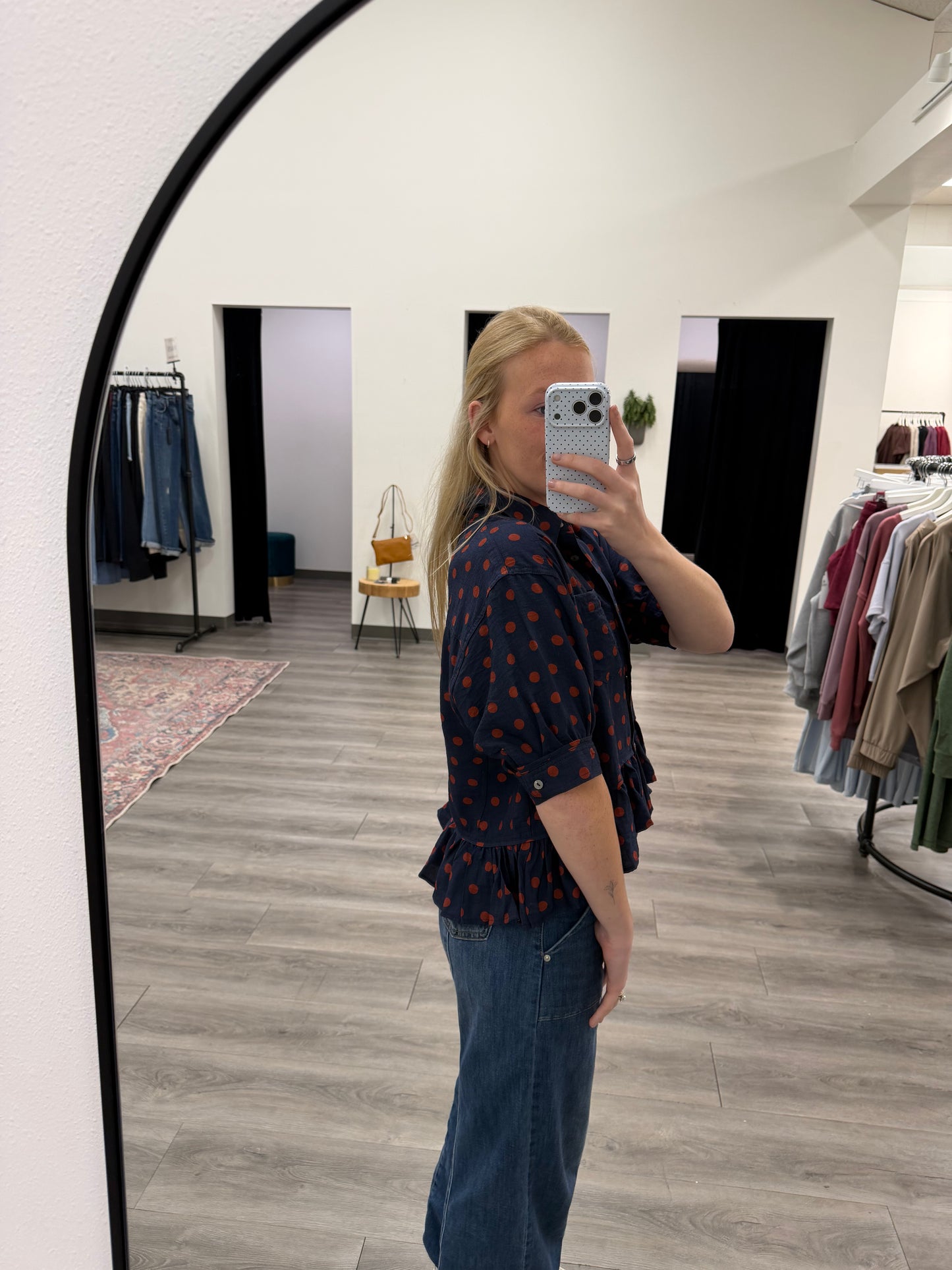 Polka dot short sleeve waist-length top