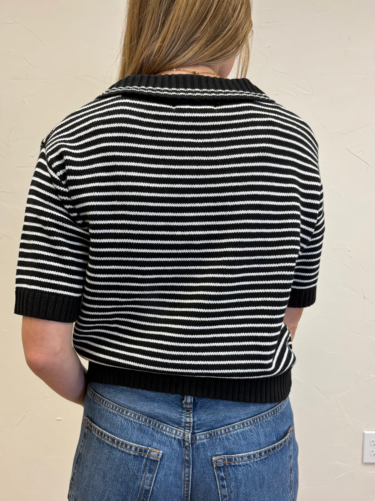 Striped Short Sleeve Collar Knit Top