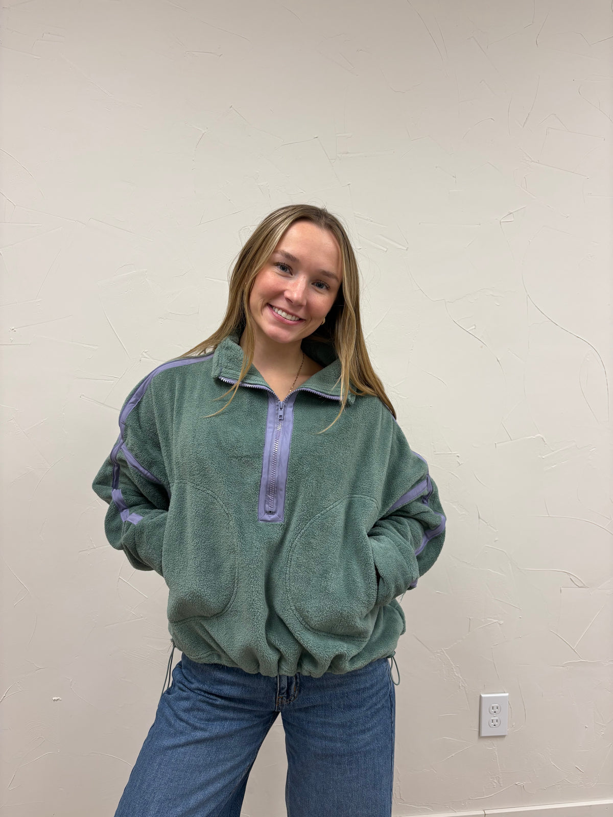 Contrast Trim Half-Zip Fleece Pullover