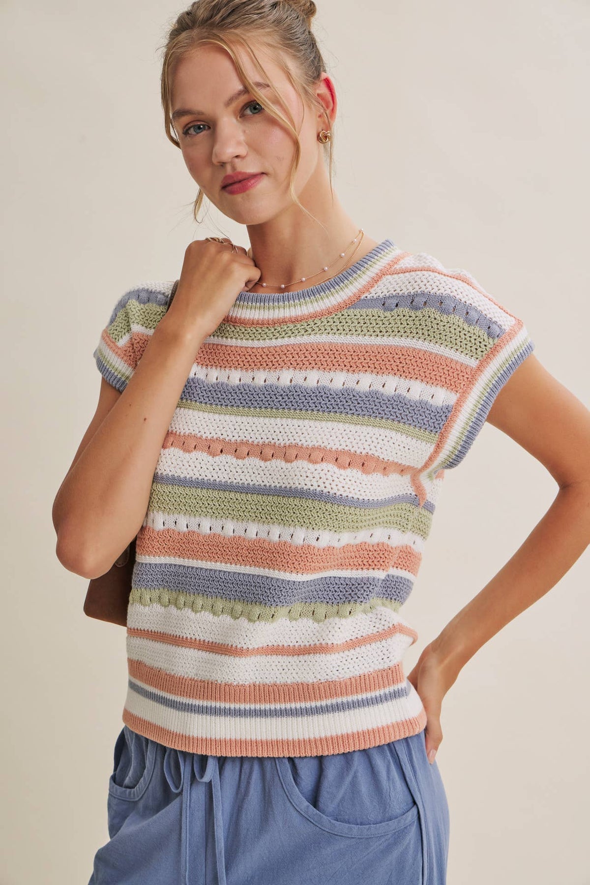 TEXTURED STRIPE SWEATER VEST