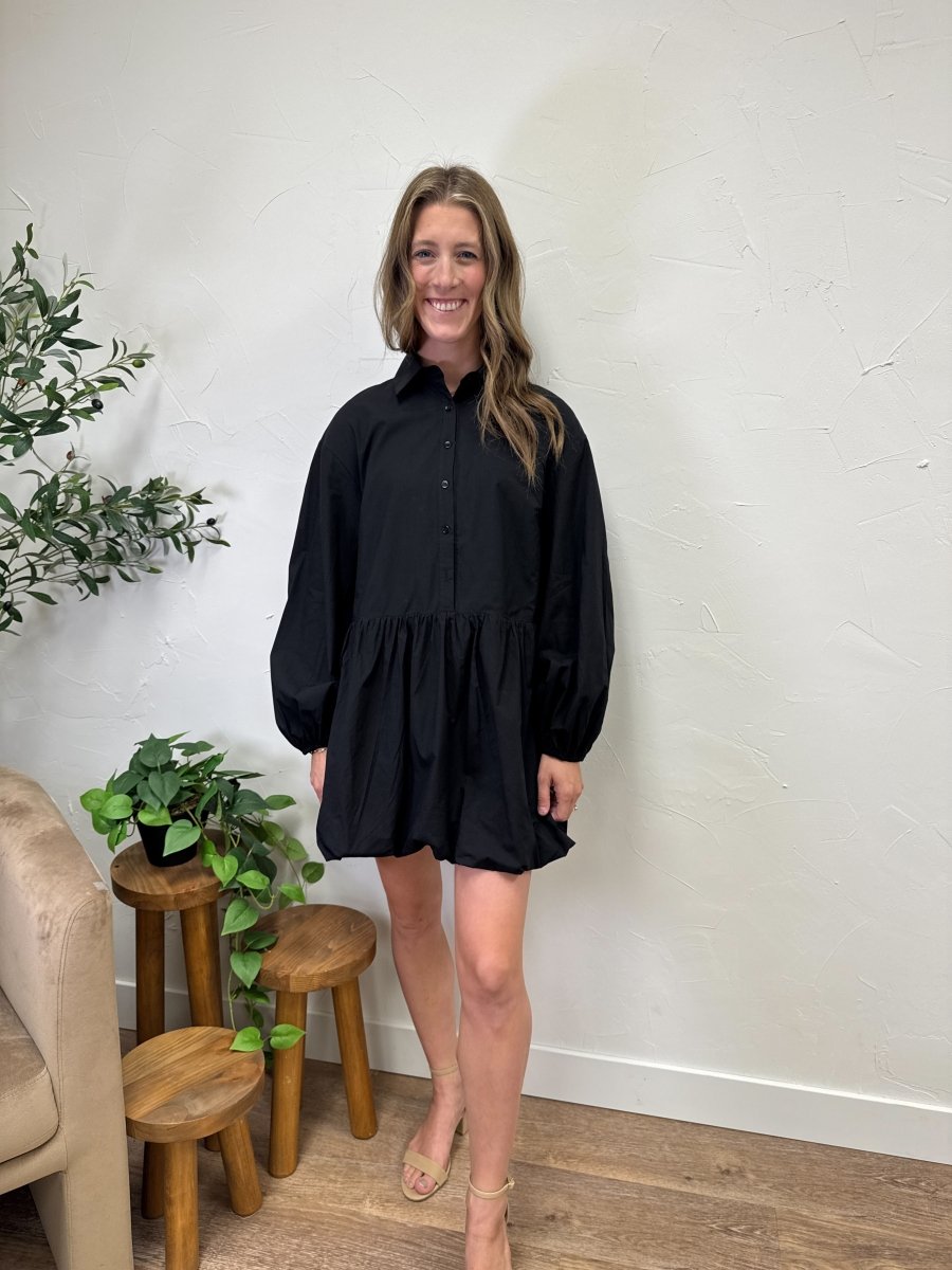 Front view of model wearing balloon bottom shirt mini dress with relaxed silhouette — Three:Twelve Boutique