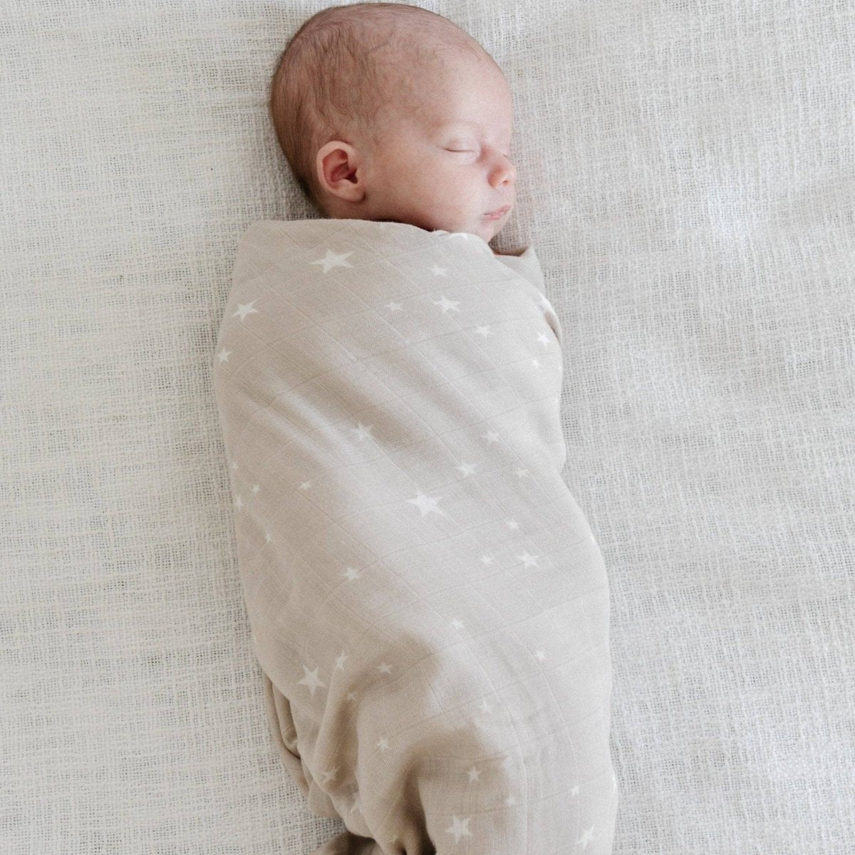 BAMBOO RAYON MUSLIN SWADDLES: By Hope Lakewood Animals - Three:Twelve Boutique - Saranoni
