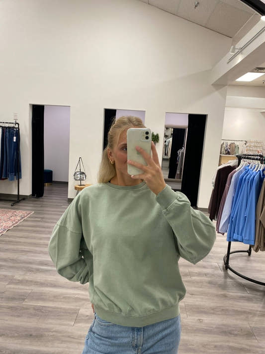 Basic Sweatshirt - Three:Twelve Boutique - Hyfve