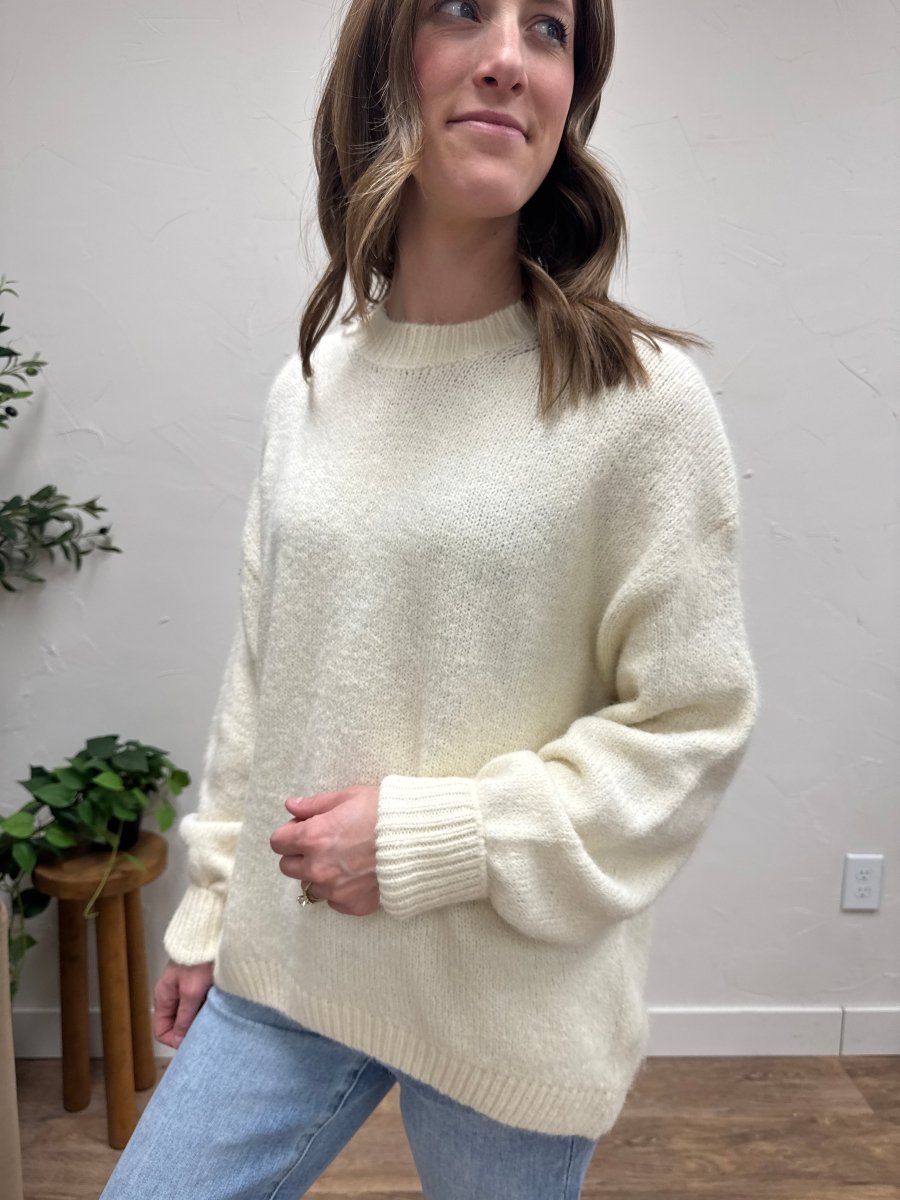 Cozy Crewneck Sweater - Three:Twelve Boutique - Aemi+Co