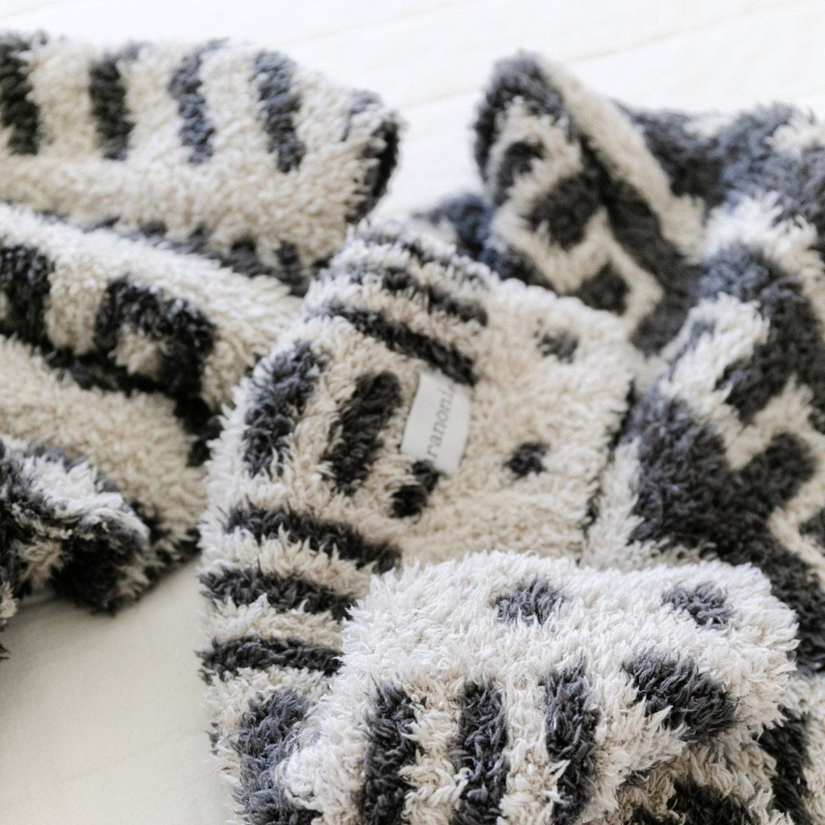 DOUBLE-LAYER BAMBONI® MINI BLANKETS: Lion Double Layer - Three:Twelve Boutique - Saranoni