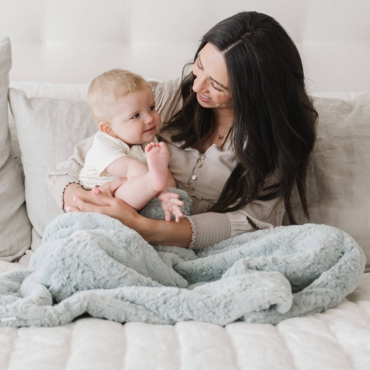 DREAM RECEIVING BLANKETS: Heather Blue - Three:Twelve Boutique - Saranoni