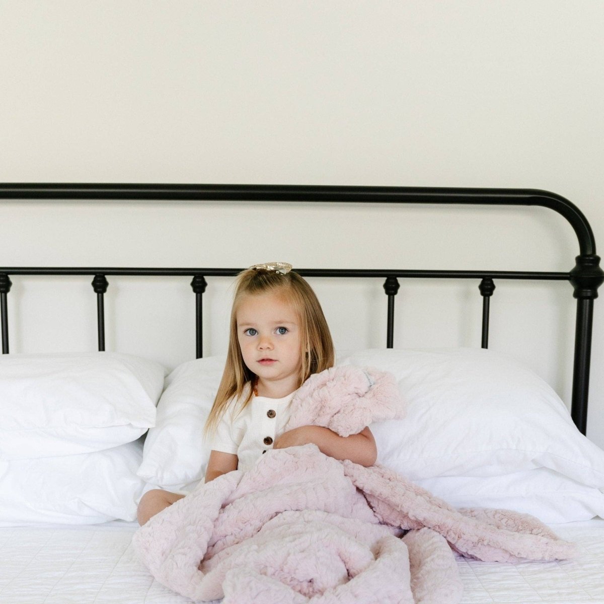 DREAM RECEIVING BLANKETS: Oat - Three:Twelve Boutique - Saranoni
