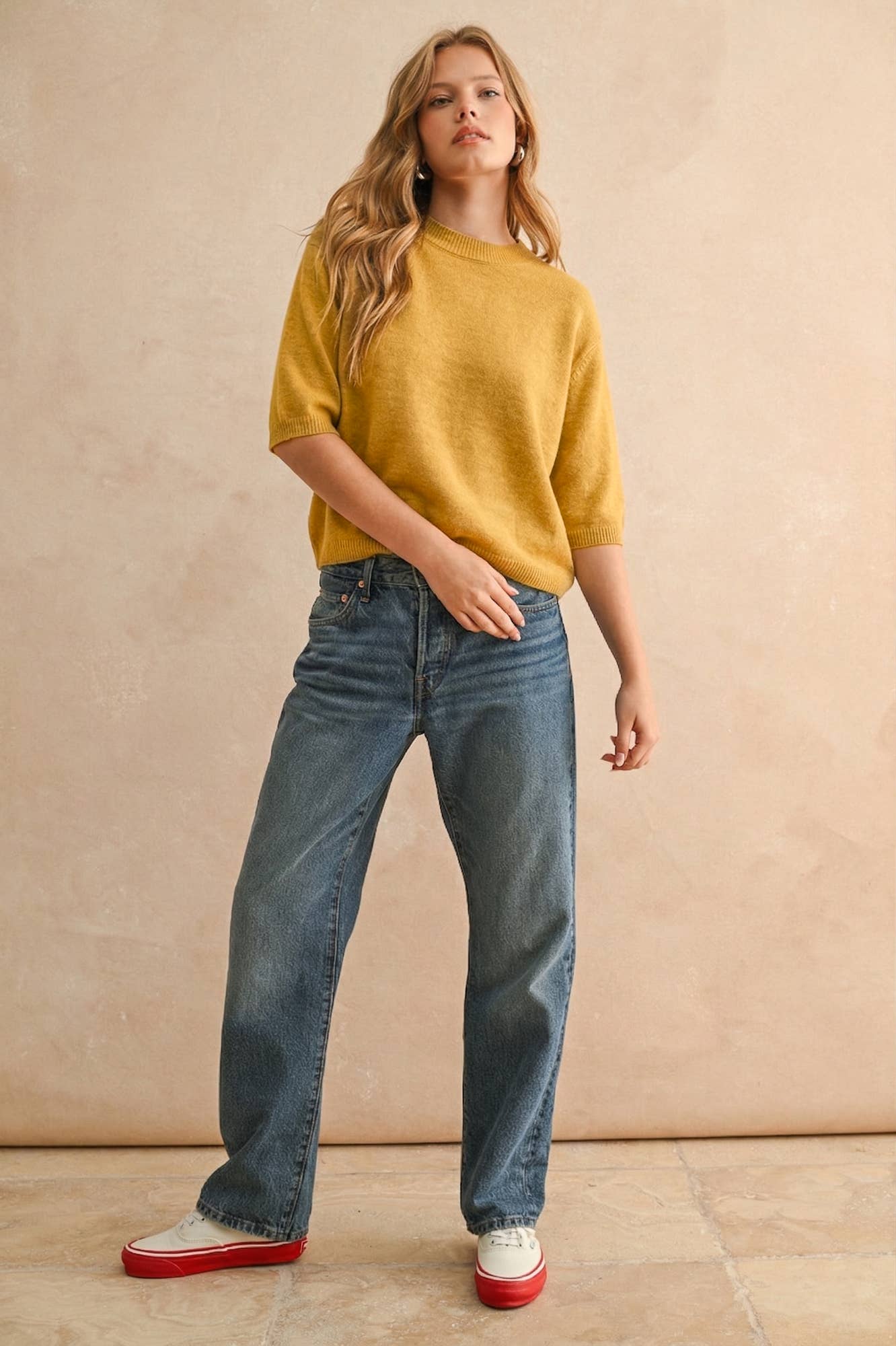SHORT SLEEVE SWEATER TOP