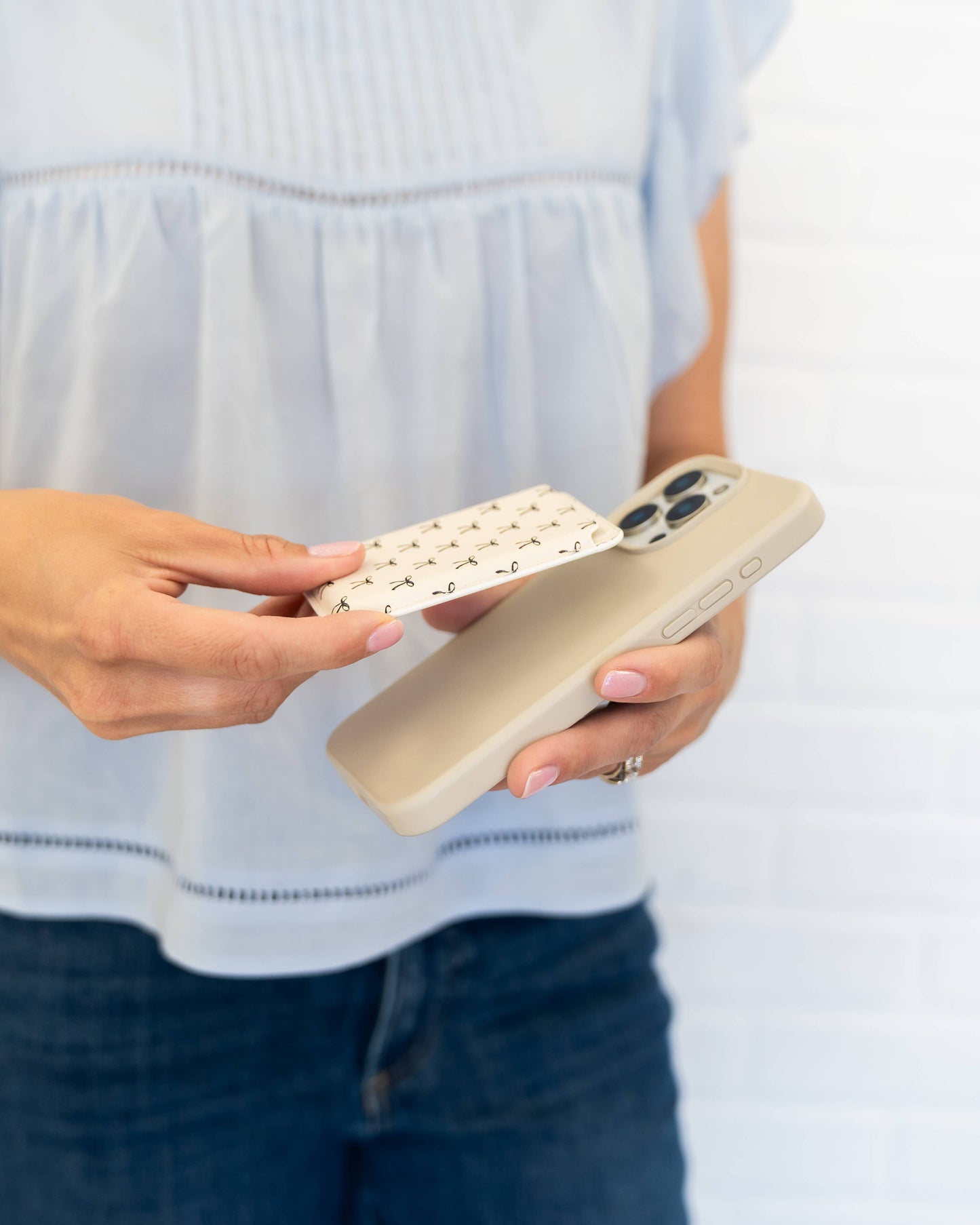 Magnet Phone Wallet, Magnetic card cash wallet: #14 Black Beige Daisy