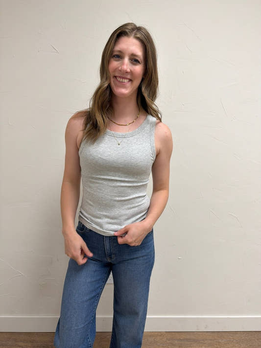 Front view of model wearing Edlin Tank with fitted silhouette and ribbed detail — Three Boutique