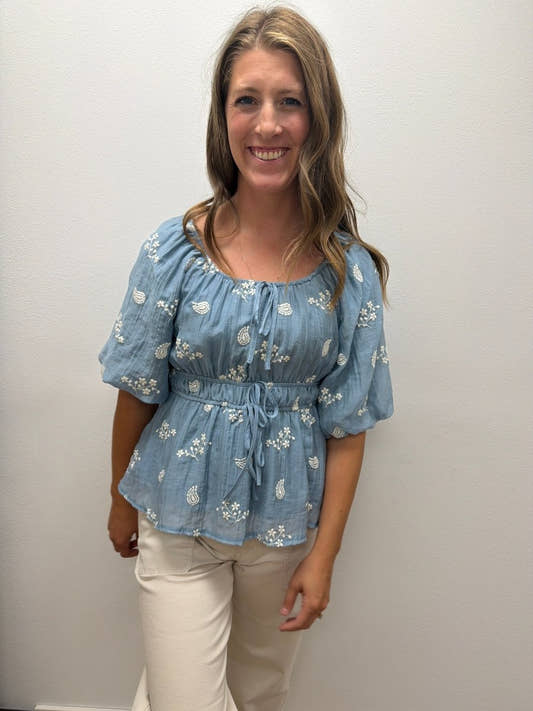 Embroidered Bubble Sleeve Top - Three:Twelve Boutique - Polagram