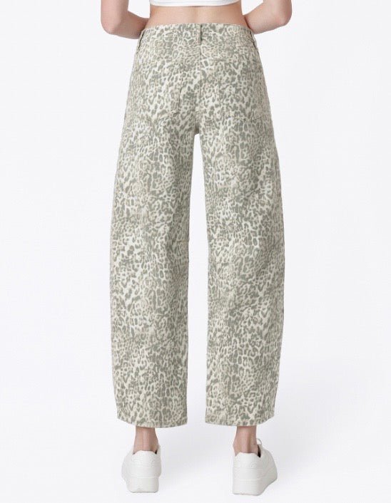 High Rise Barrel Vervet Jeans - Three:Twelve Boutique - VERVET