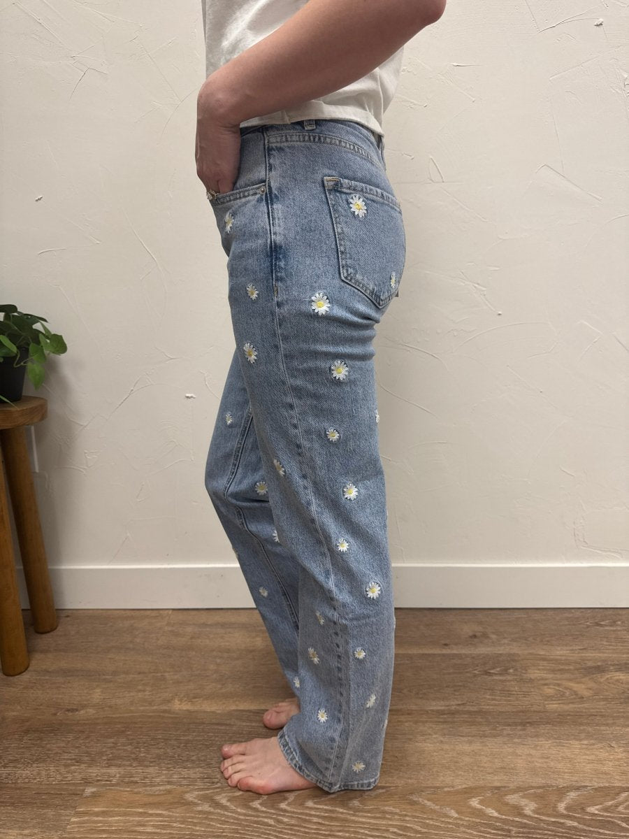 Side view of high rise jeans showing straight leg cut and waistband fit — Three:Twelve Boutique