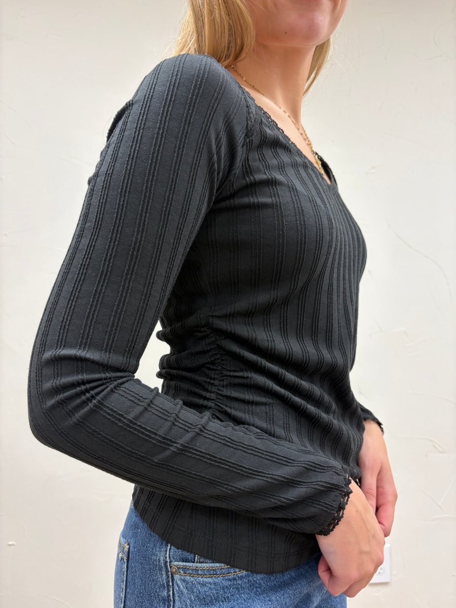 LACE DETAIL SIDE RUCHED SIDE TOP - Three:Twelve Boutique - Doe and Rae