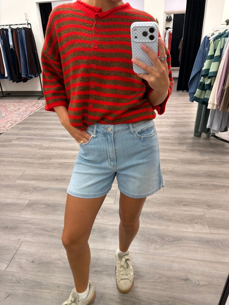 Front view of Lightweight Denim Walking Shorts with regular hem and side slit — Three Boutique