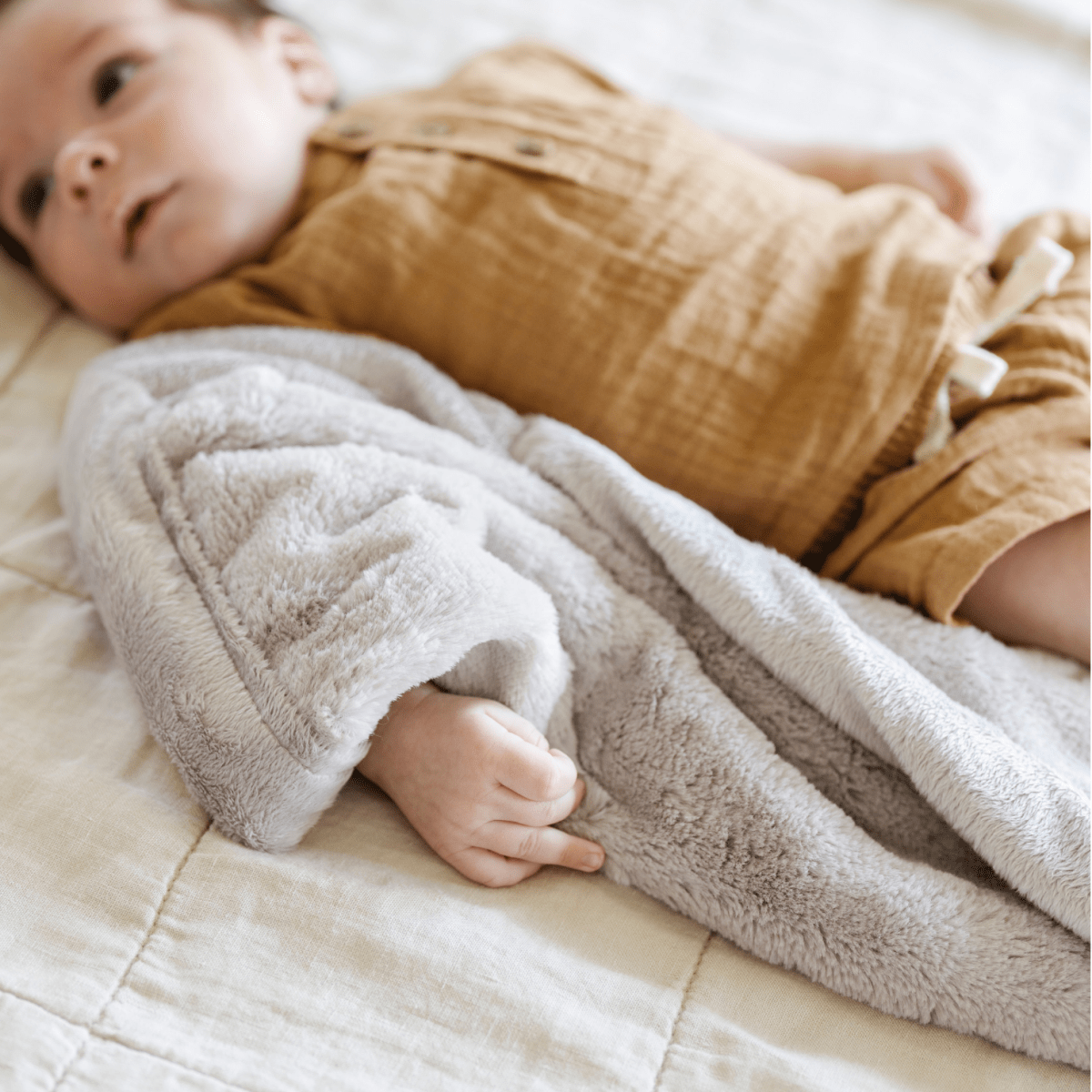 LUSH MINI BLANKETS: Bloom - Three:Twelve Boutique - Saranoni