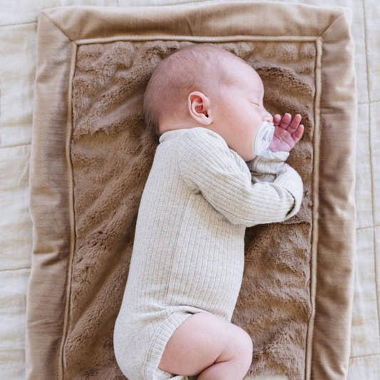 LUSH MINI BLANKETS: Hazelnut - Three:Twelve Boutique - Saranoni