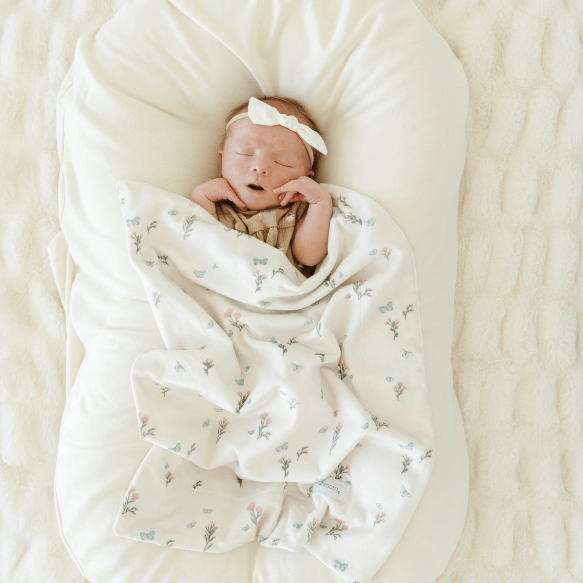 MINKY STRETCH MINI BLANKETS: Secret Garden - Three:Twelve Boutique - Saranoni
