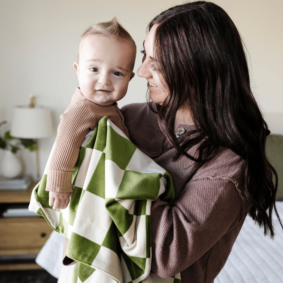 MINKY STRETCH RECEIVING BLANKETS: Grid - Three:Twelve Boutique - Saranoni
