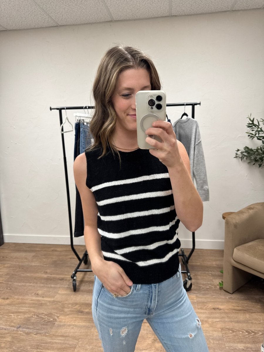 Round Neck Sleeveless Sweater Top - Three:Twelve Boutique - Le Lis