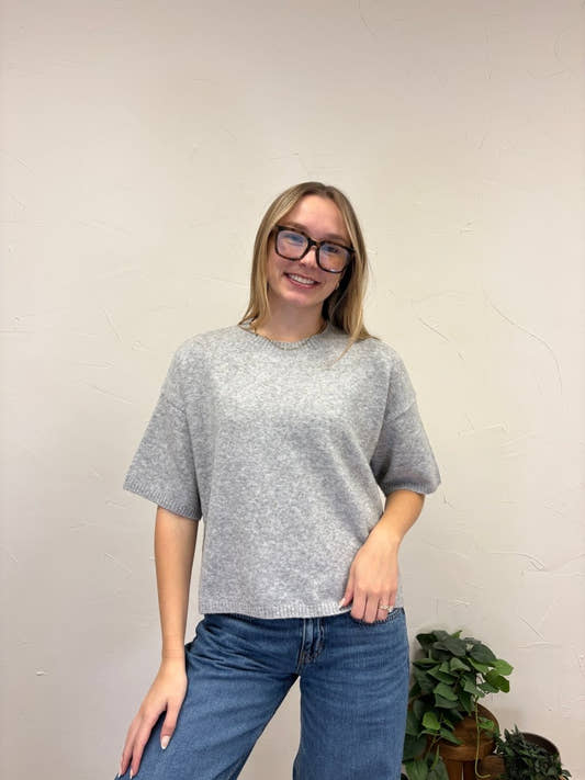 SHORT SLEEVE BOXY LIGHTWEIGHT SWEATER TOP - Three:Twelve Boutique - LE LIS
