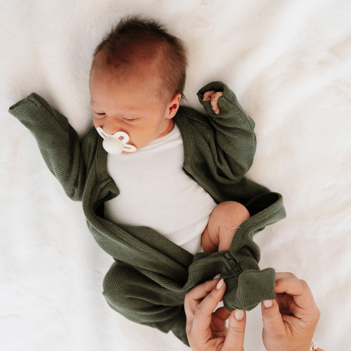 STRETCHY WAFFLE KNIT OUTFITS: Loden / Newborn / Knotted Gown - Three:Twelve Boutique - Saranoni