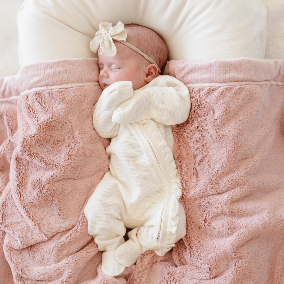 STRETCHY WAFFLE KNIT OUTFITS: Loden / Newborn / Knotted Gown - Three:Twelve Boutique - Saranoni