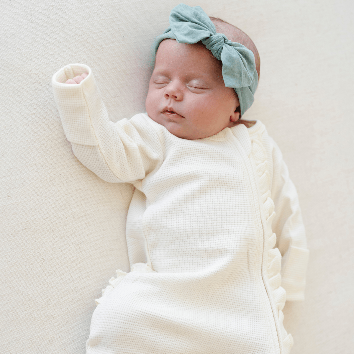 STRETCHY WAFFLE KNIT OUTFITS: Mulberry / Newborn / Knotted Gown - Three:Twelve Boutique - Saranoni