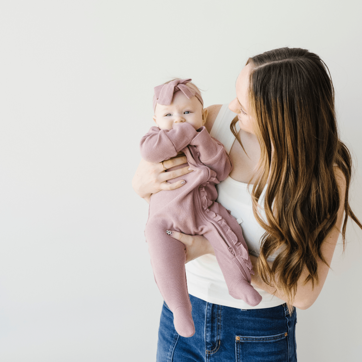 STRETCHY WAFFLE KNIT OUTFITS: Mulberry / Newborn / Knotted Gown - Three:Twelve Boutique - Saranoni