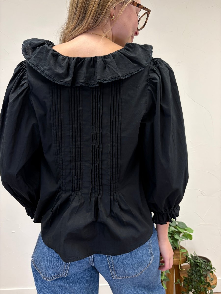 V-neckline and ruffle detail Top - Three:Twelve Boutique - Entro