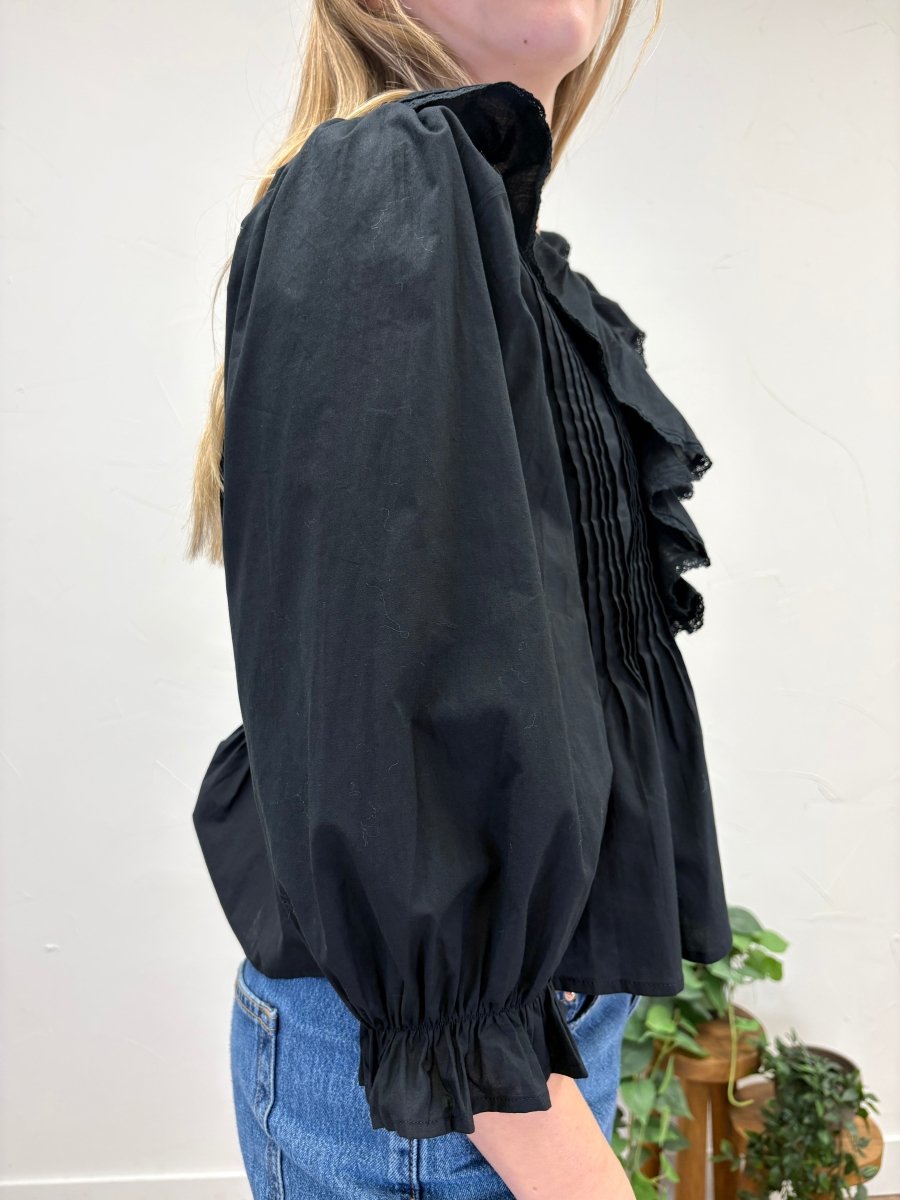 V-neckline and ruffle detail Top - Three:Twelve Boutique - Entro