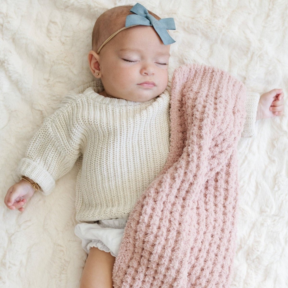 WAFFLE KNIT MINI BLANKETS: Swan - Three:Twelve Boutique - Saranoni