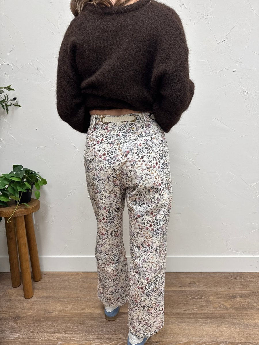 Back view of floral cotton pull on pants showing barrel fit silhouette — Three:Twelve Boutique