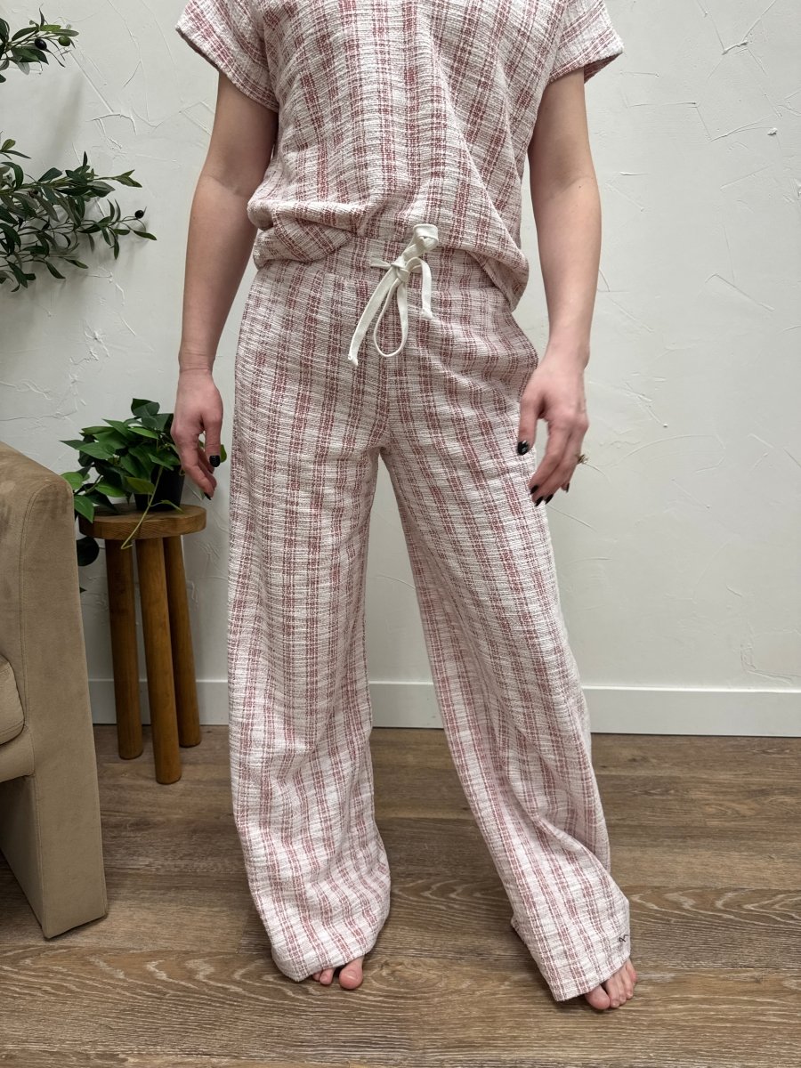 Close up of textured fabric detail on Zaria structured pants — Three:Twelve Boutique