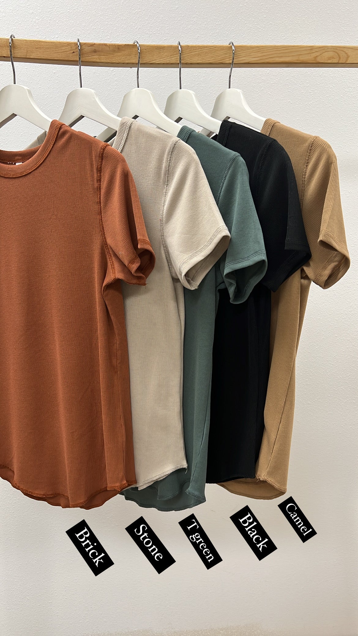 Ribbed Basic Tee